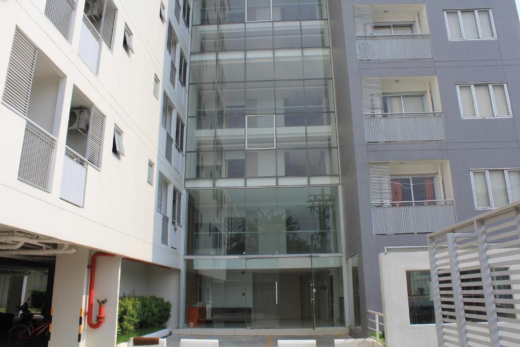 Utd Apartments Sukhumvit Ban Khlong Nang Li Екстериор снимка