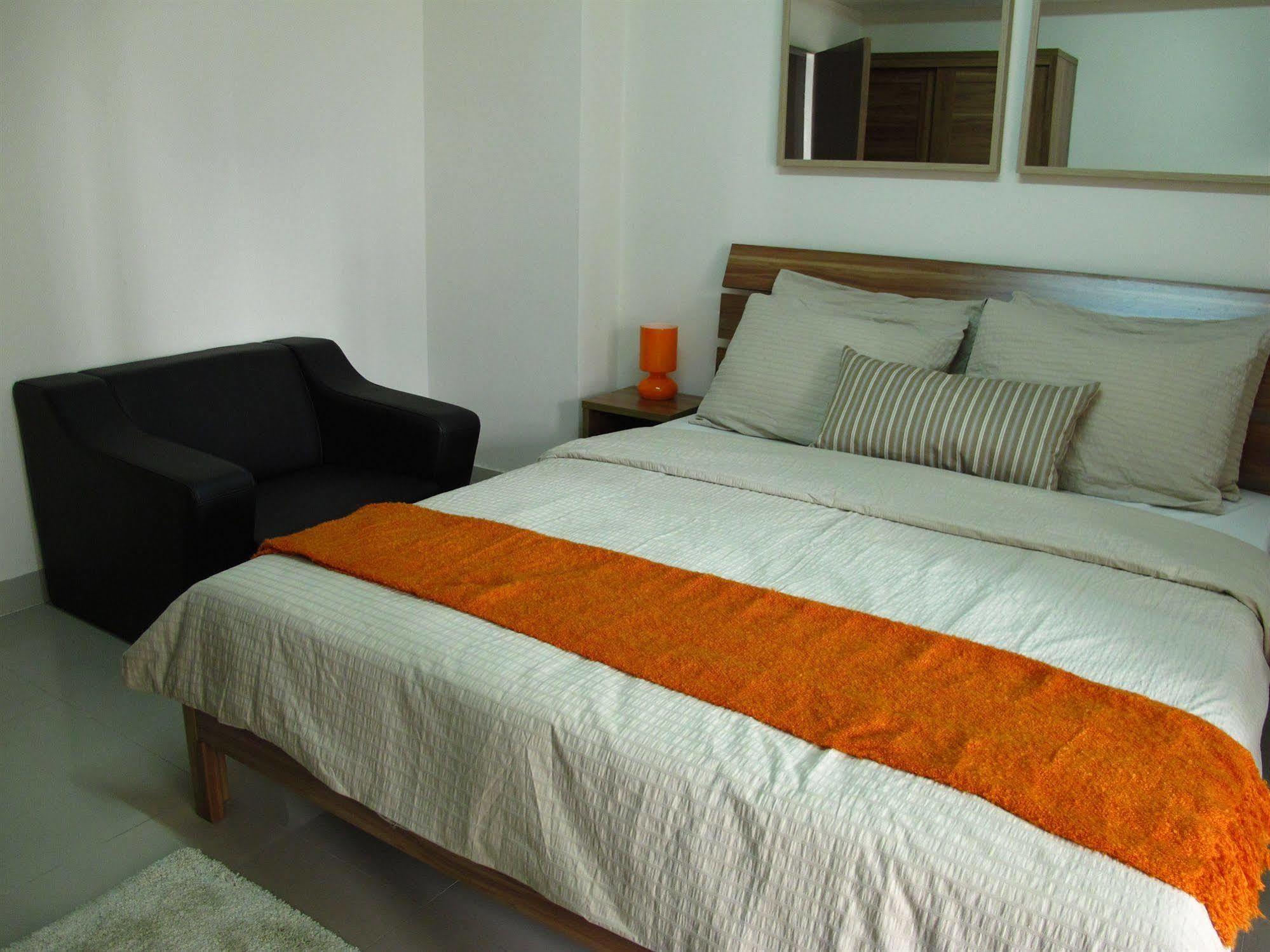 Utd Apartments Sukhumvit Ban Khlong Nang Li Екстериор снимка